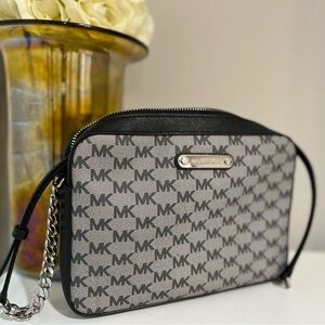 Michael Kors Medium Crossbody